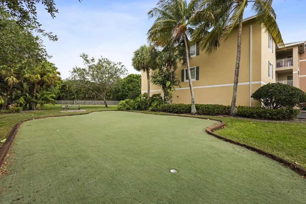 6450 Emerald Dunes Drive West Palm Beach FL 33411