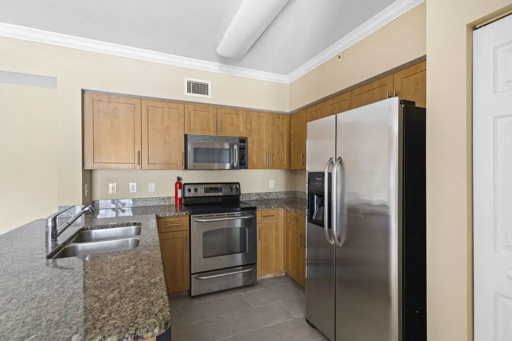 6450 Emerald Dunes Drive West Palm Beach FL 33411