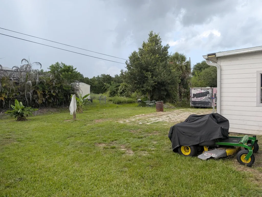 9225 101st Avenue Vero Beach FL 32967