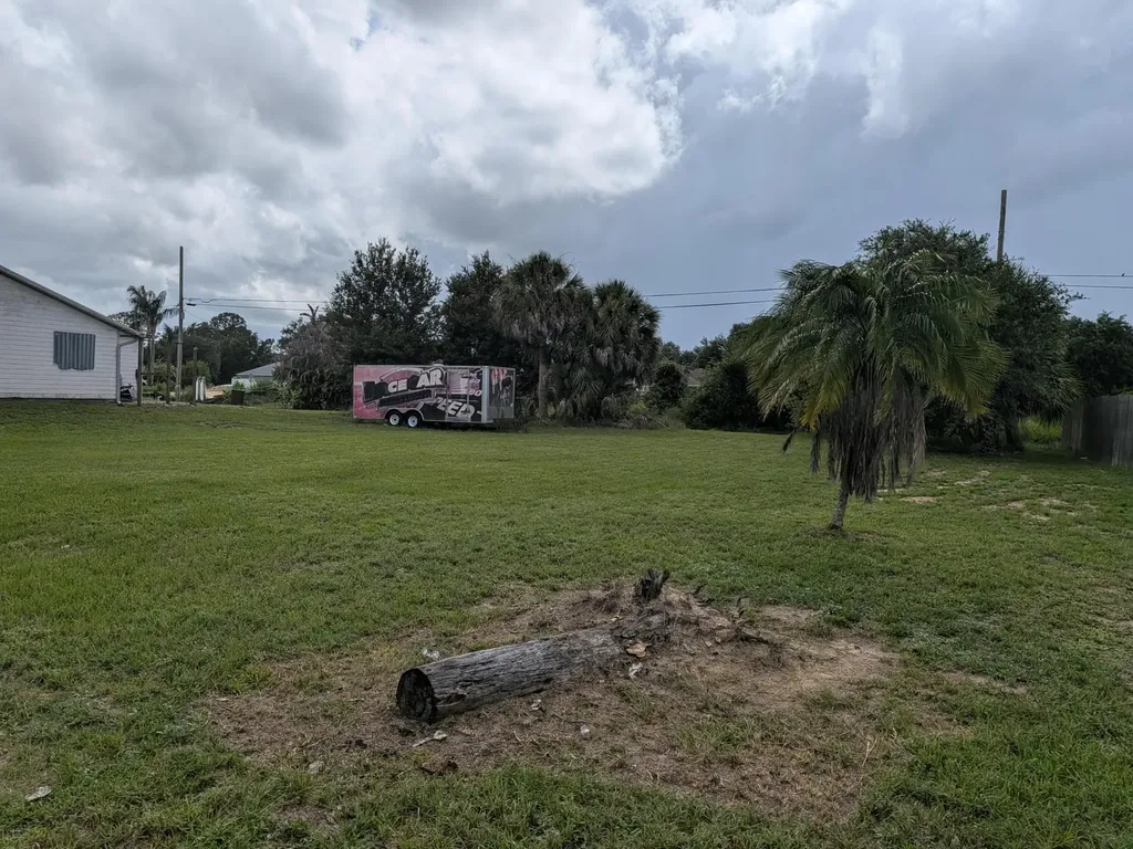 9225 101st Avenue Vero Beach FL 32967