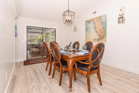 2411 NE Pinecrest Lakes Boulevard Jensen Beach FL 34957