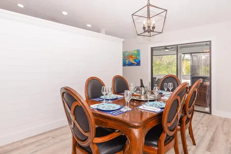 2411 NE Pinecrest Lakes Boulevard Jensen Beach FL 34957