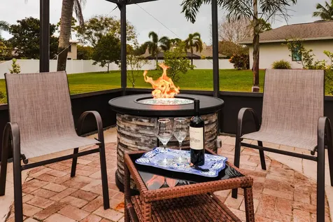 2411 NE Pinecrest Lakes Boulevard Jensen Beach FL 34957