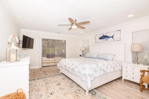 2411 NE Pinecrest Lakes Boulevard Jensen Beach FL 34957