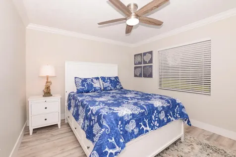 2411 NE Pinecrest Lakes Boulevard Jensen Beach FL 34957