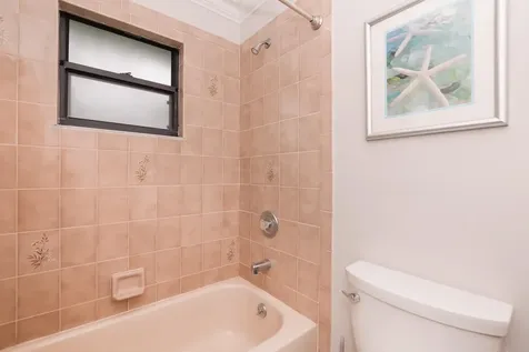 2411 NE Pinecrest Lakes Boulevard Jensen Beach FL 34957