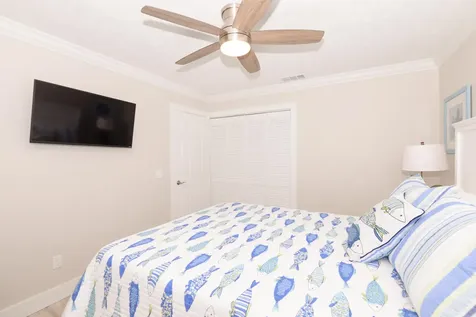 2411 NE Pinecrest Lakes Boulevard Jensen Beach FL 34957