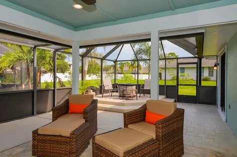 2411 NE Pinecrest Lakes Boulevard Jensen Beach FL 34957