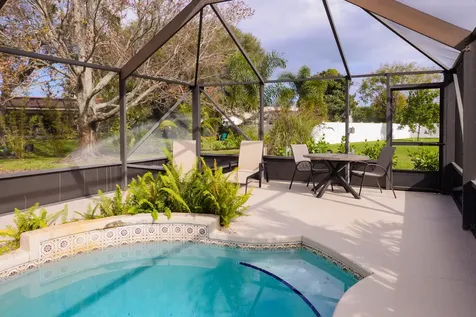 2411 NE Pinecrest Lakes Boulevard Jensen Beach FL 34957