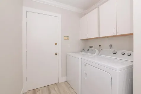 2411 NE Pinecrest Lakes Boulevard Jensen Beach FL 34957