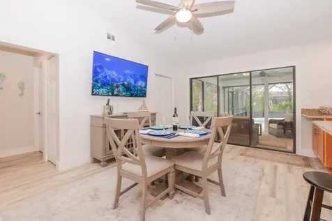 2411 NE Pinecrest Lakes Boulevard Jensen Beach FL 34957