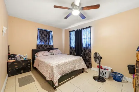 6871 SW 16th Court North Lauderdale FL 33068