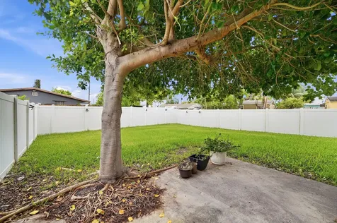 6871 SW 16th Court North Lauderdale FL 33068