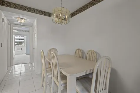 270 Farnham L Deerfield Beach FL 33442