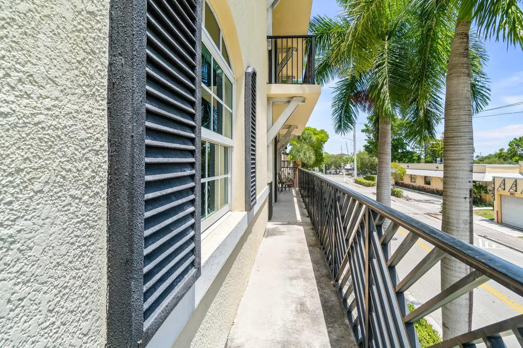 225 NE 1st Street Delray Beach FL 33444