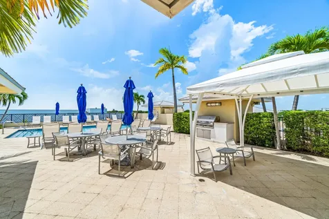 225 NE 1st Street Delray Beach FL 33444