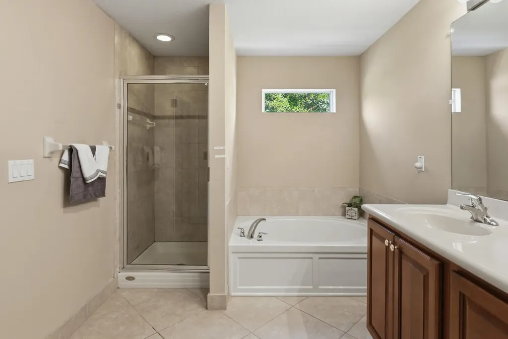 2020 SW Newport Isle Boulevard Port St Lucie FL 34953