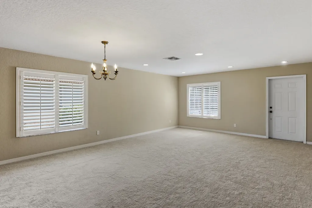 2020 SW Newport Isle Boulevard Port St Lucie FL 34953