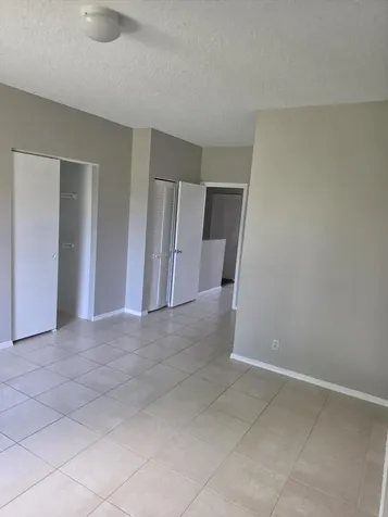51 Whitehead Circle Weston FL 33326
