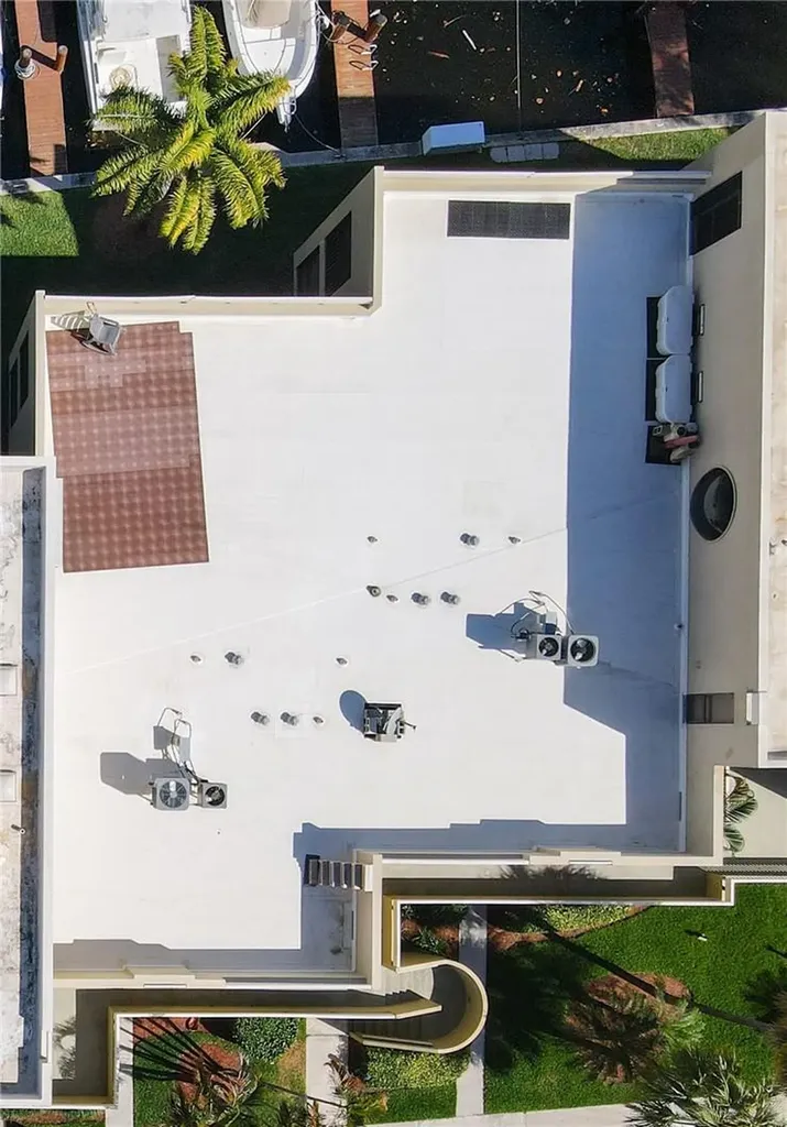 1100 SE 5th Court Pompano Beach FL 33060