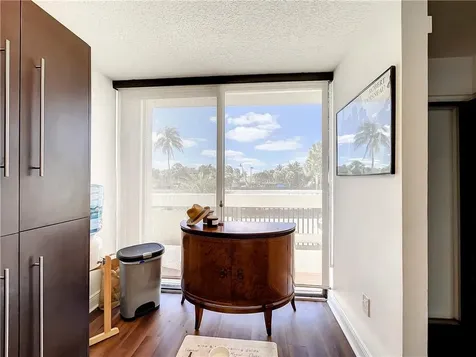 1100 SE 5th Court Pompano Beach FL 33060