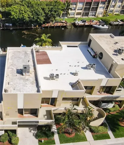 1100 SE 5th Court Pompano Beach FL 33060