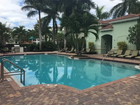 5025 NW 16th Way Boca Raton FL 33431