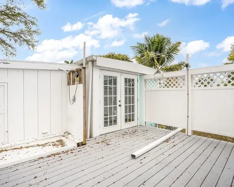 1680 SW 84th Avenue Davie FL 33324