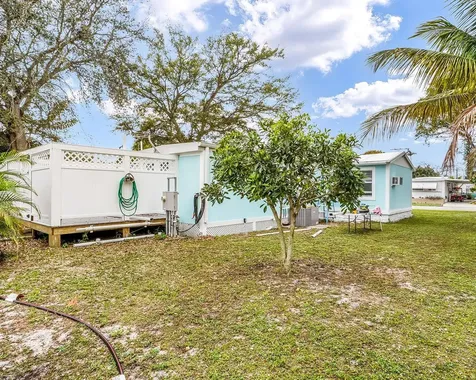 1680 SW 84th Avenue Davie FL 33324