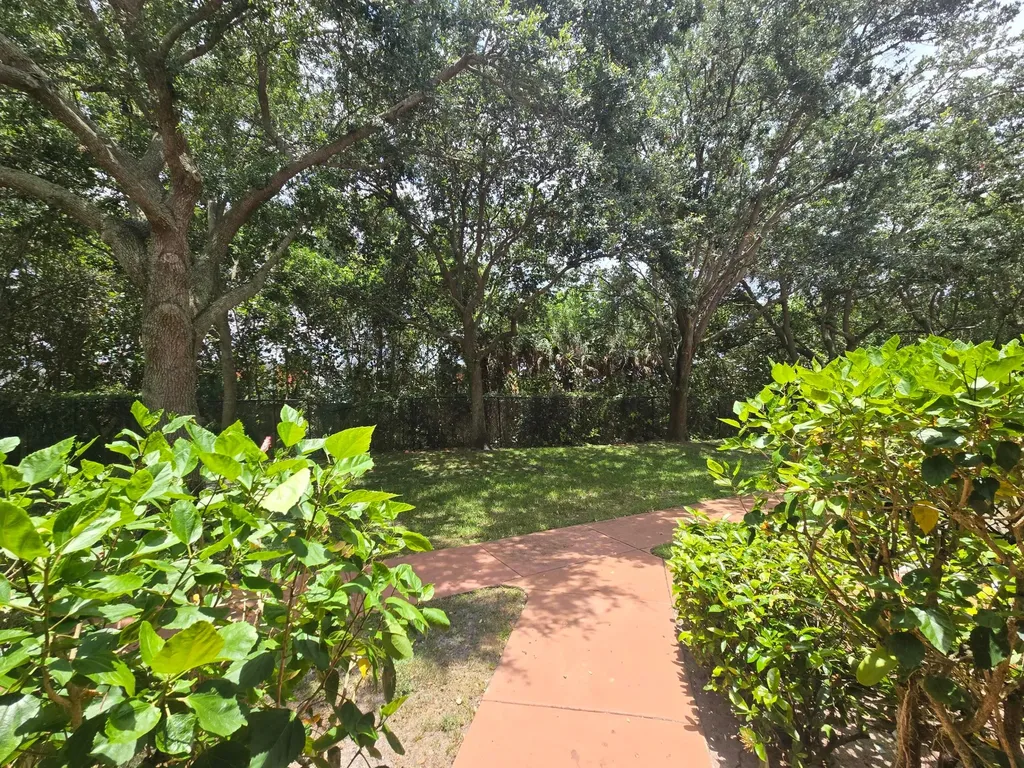 10306 Fox Trail Road S West Palm Beach FL 33411
