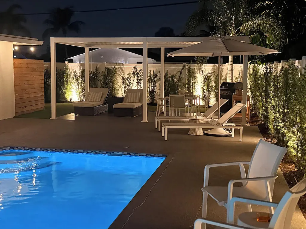 541 Ibis Drive Delray Beach FL 33444