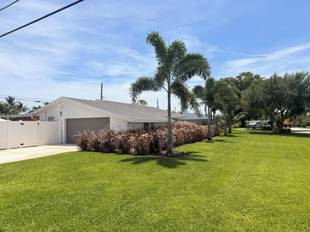 541 Ibis Drive Delray Beach FL 33444