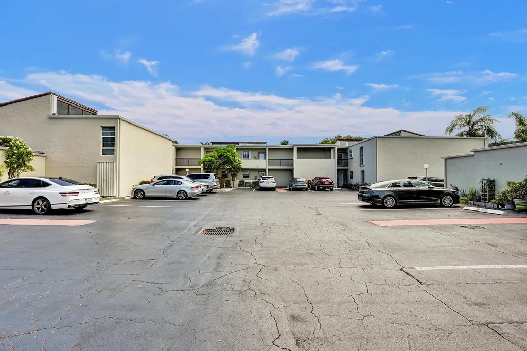 2540 Boundbrook Boulevard West Palm Beach FL 33406
