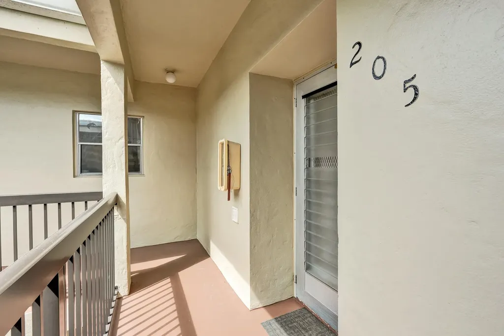 2540 Boundbrook Boulevard West Palm Beach FL 33406