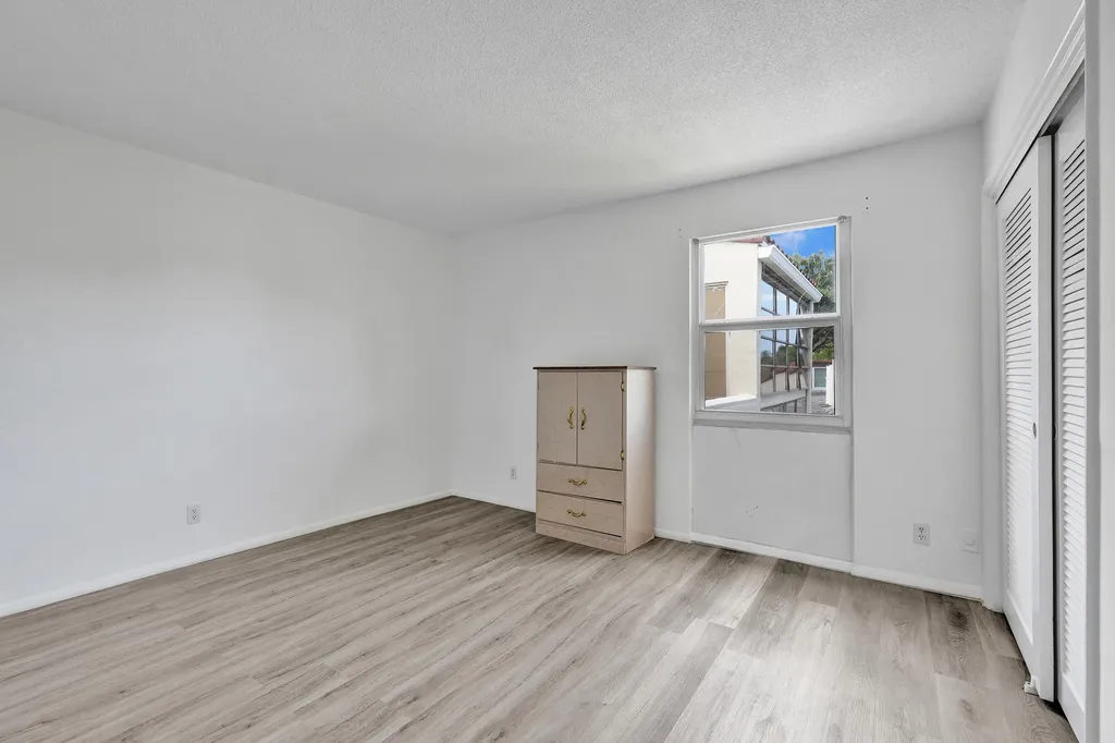 2540 Boundbrook Boulevard West Palm Beach FL 33406