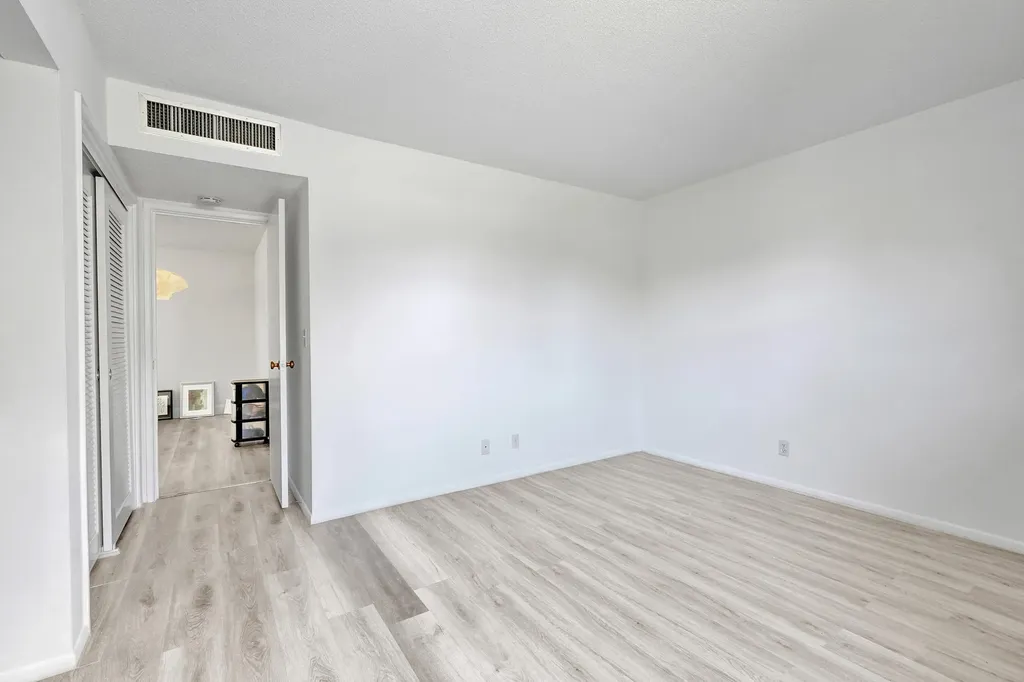 2540 Boundbrook Boulevard West Palm Beach FL 33406