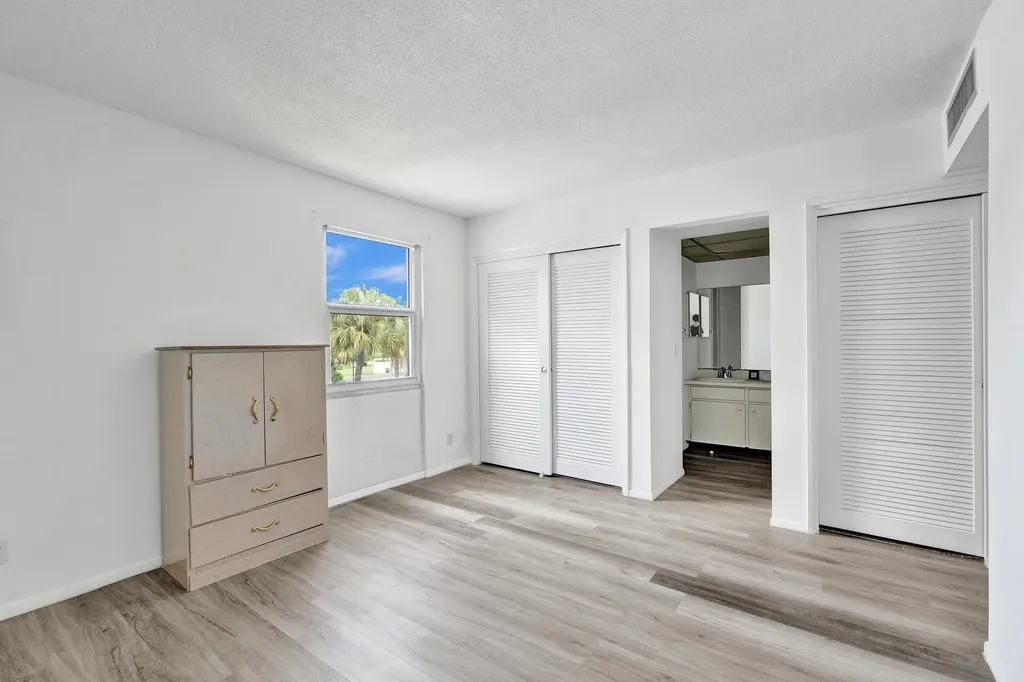 2540 Boundbrook Boulevard West Palm Beach FL 33406