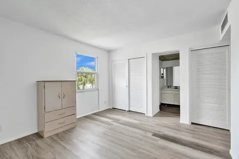 2540 Boundbrook Boulevard West Palm Beach FL 33406