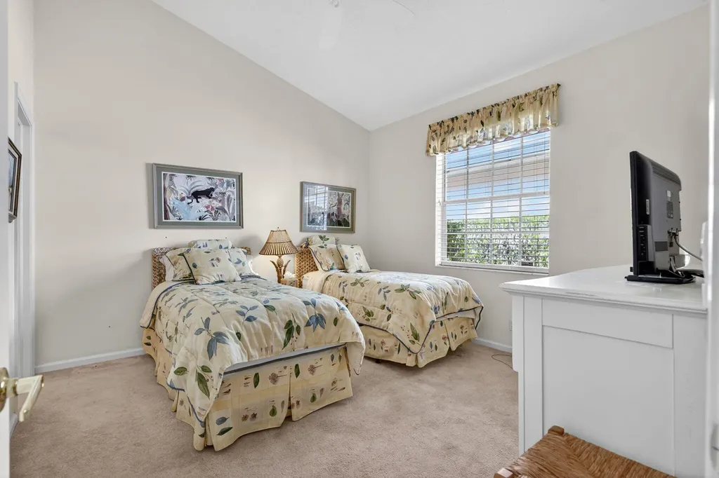 402 Eagleton Cove Way Palm Beach Gardens FL 33418