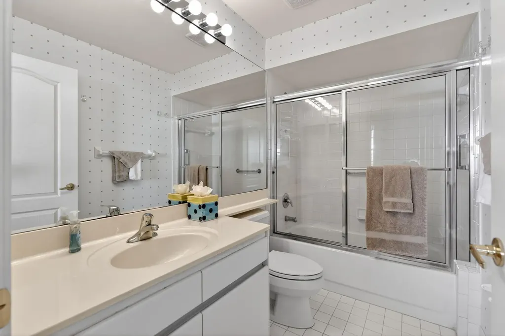 402 Eagleton Cove Way Palm Beach Gardens FL 33418