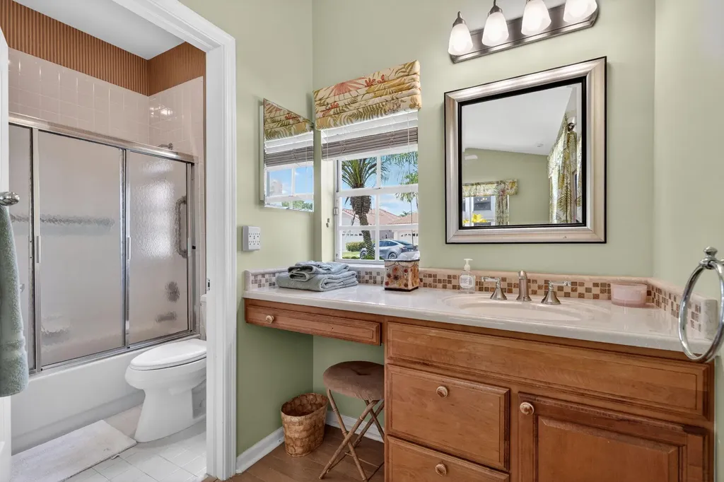 402 Eagleton Cove Way Palm Beach Gardens FL 33418
