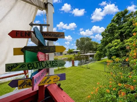 2908 SE 37th Avenue Okeechobee FL 34974