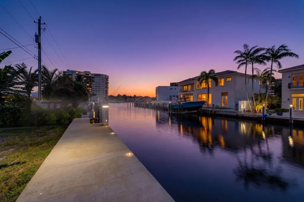 876 Forsyth Street Boca Raton FL 33487