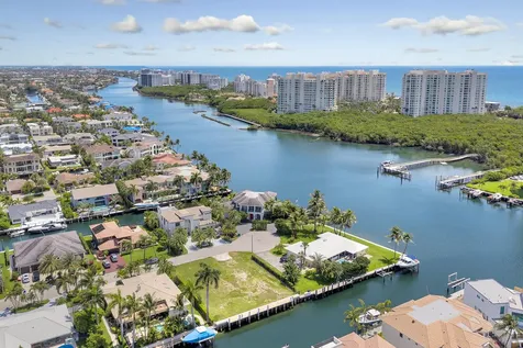 876 Forsyth Street Boca Raton FL 33487