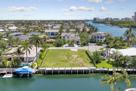876 Forsyth Street Boca Raton FL 33487