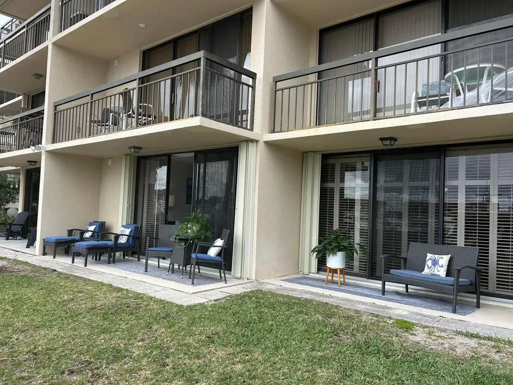 2601 Marina Isle Way Jupiter FL 33477