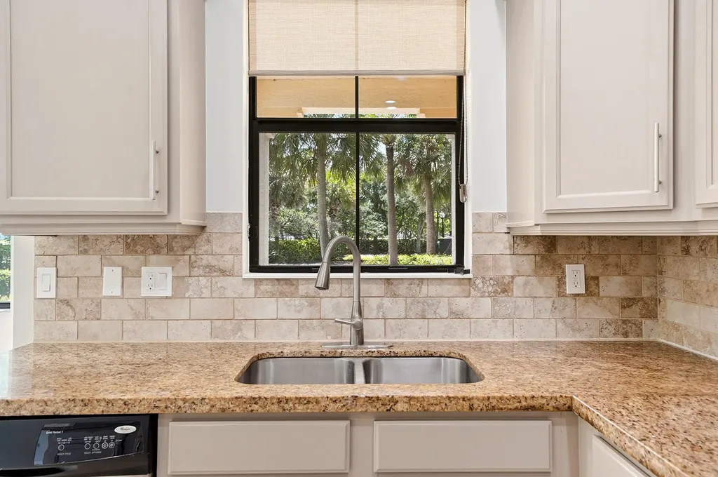 3390 NW 125th Avenue Sunrise FL 33323