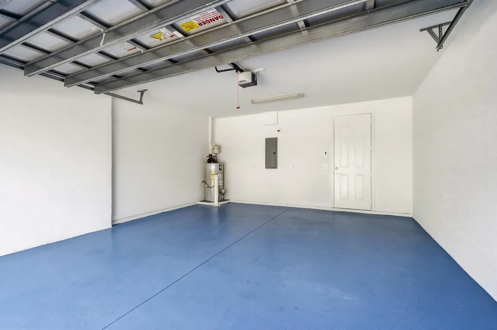 3390 NW 125th Avenue Sunrise FL 33323