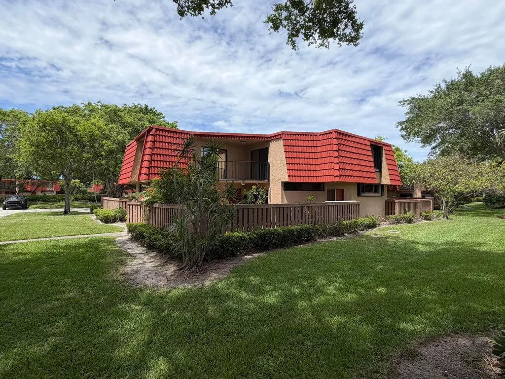 8273 Severn Drive Boca Raton FL 33433