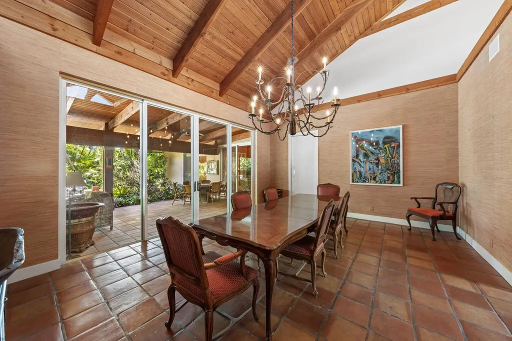 6 La Costa Way Palm Beach FL 33480